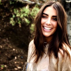 Meet your Posher, Gabriella